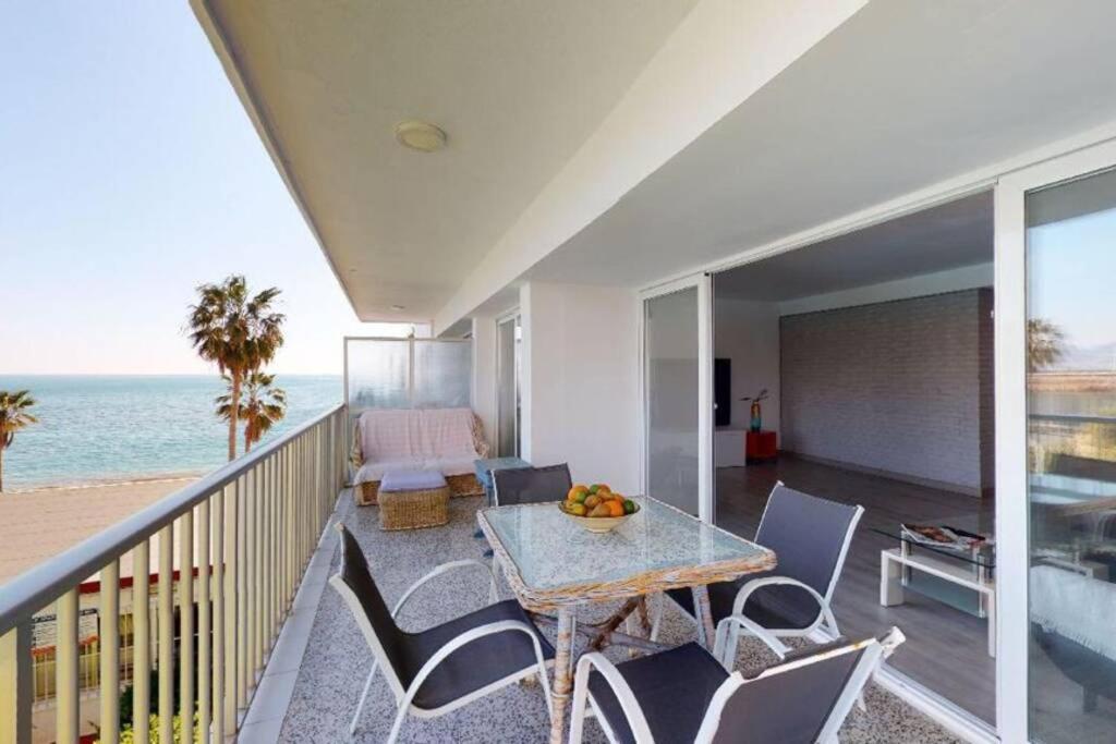 Apartamento Enfrente Del Mar Apartment Altea Bagian luar foto